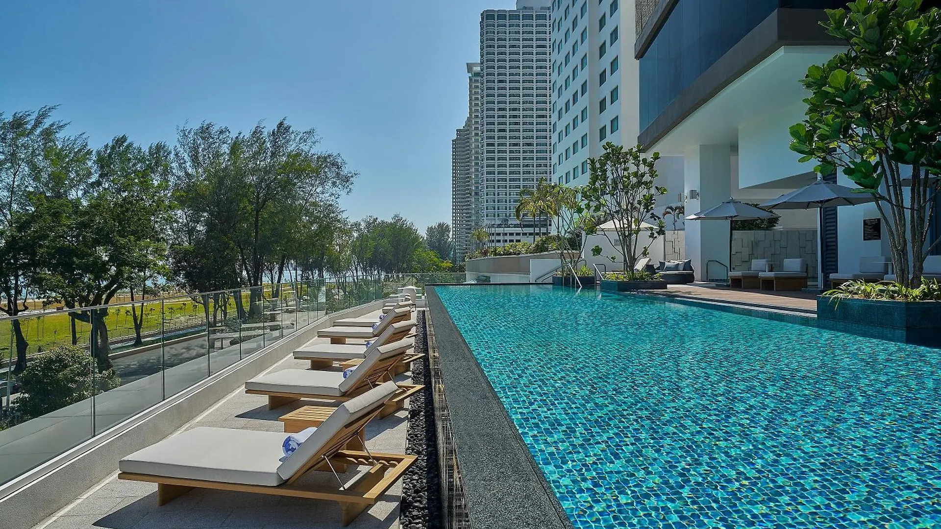 호텔 Marriott Executive Apartments Penang 조지타운